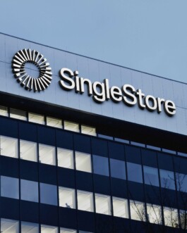 standard-projects-singlestore-signage-1-web Standard Projects
